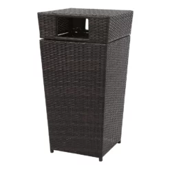 Safavieh Indoor / Outdoor Open Top 18 Gallon Wicker Trash Bin