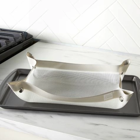 Leakproof Silicone Nonstick Baking Mat 6 Leakproof Silicone Nonstick Baking Mat - Image 6